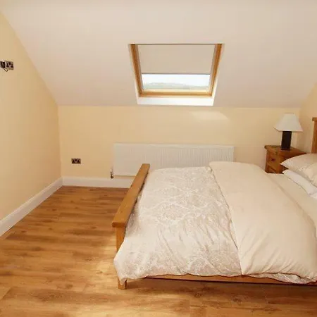 Inish House بيت للعطل